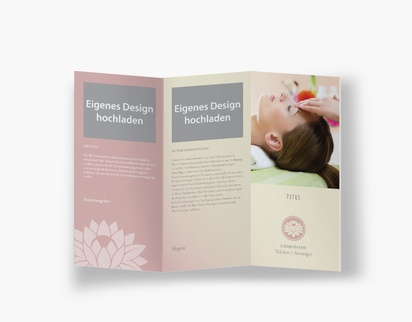 Designvorschau für Designgalerie: Falzflyer Massage & Reflexologie, Zickzackfalz DL (99 x 210 mm)