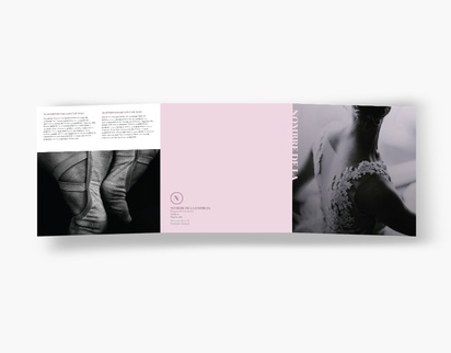 Vista previa del diseño de Galería de diseños de folletos plegados para baile y coreografía, Tríptico Cuadrado (210 x 210 mm)