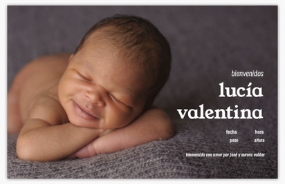 Un simple nombre de bebé diseño crema para Unisex con 1 imágenes