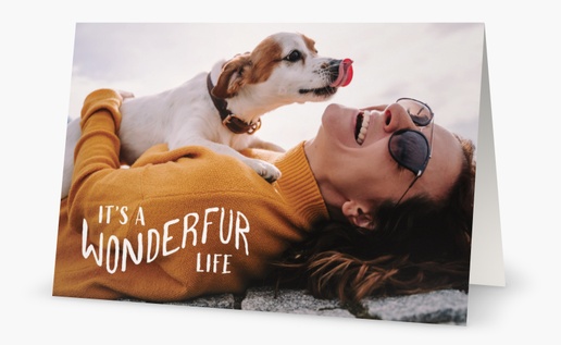 Un perro vacaciones de mascotas diseño crema para Moderno y sencillo con 1 imágenes